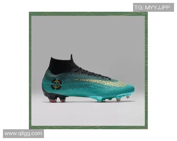 各大足球明星战靴的独特魅力与技术创新探秘